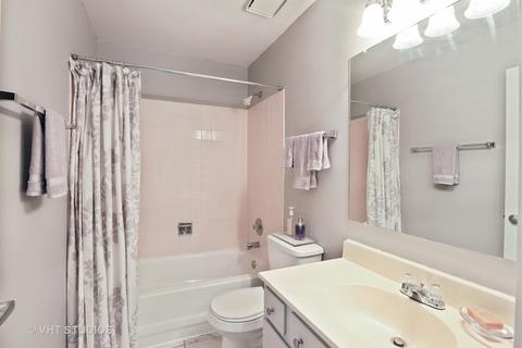 610 Tanglewood Dr, Algonquin, IL 60102 photo 12