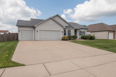613 Wedgewood Trl, Mchenry, IL 60050 photo 4