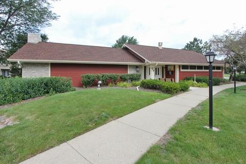587 Williamsburg Ct #A2, Wheeling, IL 60090 photo 16
