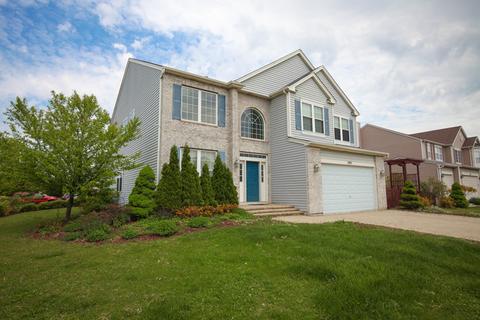 7805 Springside Dr, Plainfield, IL 60586 photo 2