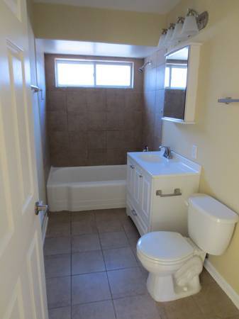 3045 W 84th St, Chicago, IL 60652 photo 5