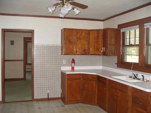 443 E 144th St, Dolton, IL 60419 photo 9