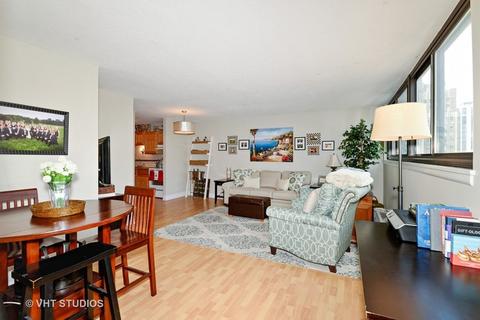 30 E Division St #8B, Chicago, IL 60610 photo 6