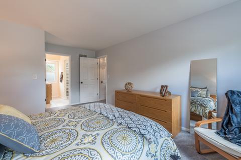 2058 Spring Green Dr, Wheaton, IL 60189 photo 16