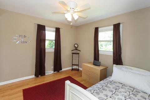 1040 Irwin Ave, Des Plaines, IL 60018 photo 19