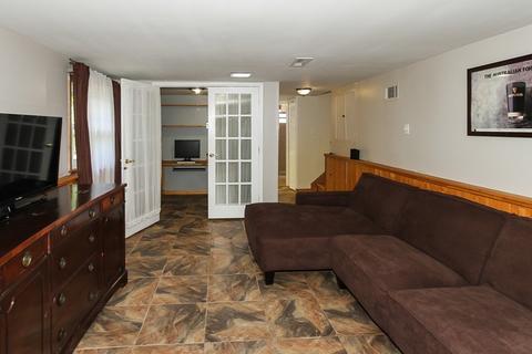 1040 Irwin Ave, Des Plaines, IL 60018 photo 12