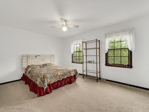 2238 Stonegate Ln, Wheaton, IL 60189 photo 15