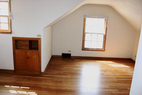 15 N Chapel St, Elgin, IL 60120 photo 11