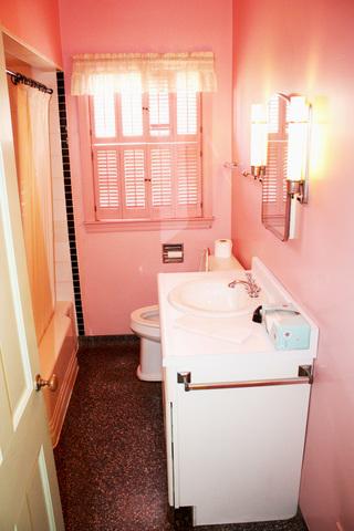 15 N Chapel St, Elgin, IL 60120 photo 13