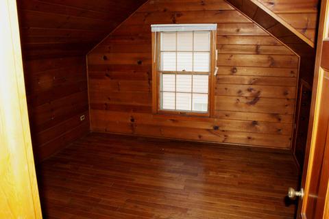 15 N Chapel St, Elgin, IL 60120 photo 9