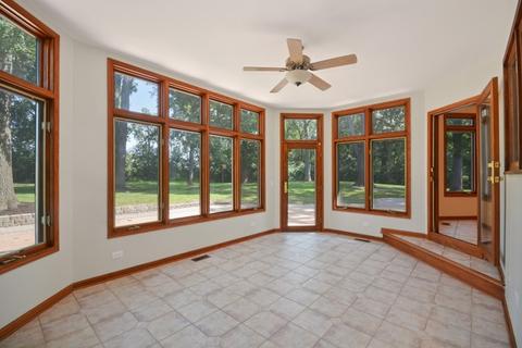 30 W204 White Oak Ln, Wayne, IL 60184 photo 9