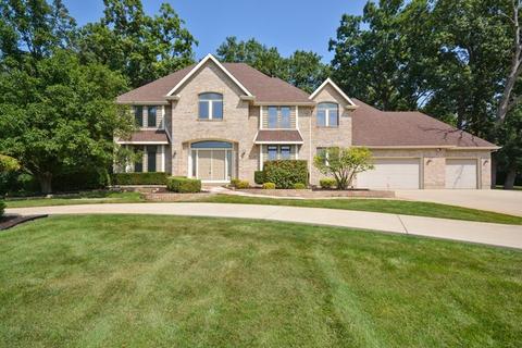 30 W204 White Oak Ln, Wayne, IL 60184 photo 1