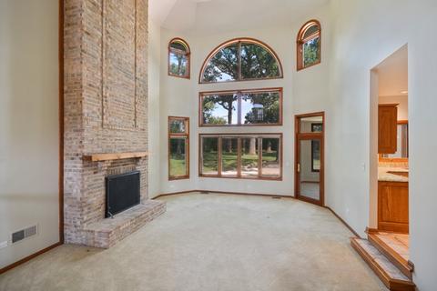30 W204 White Oak Ln, Wayne, IL 60184 photo 3