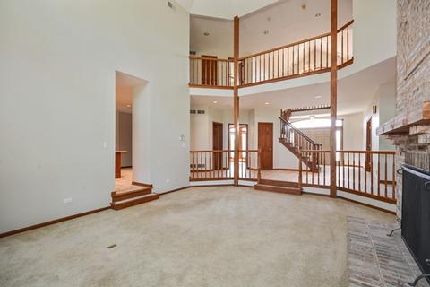 30 W204 White Oak Ln, Wayne, IL 60184 photo 4