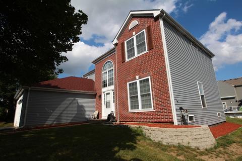239 Faircroft Rd, Bartlett, IL 60103 photo 1