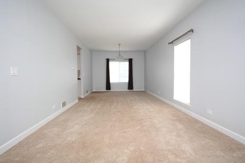 239 Faircroft Rd, Bartlett, IL 60103 photo 6