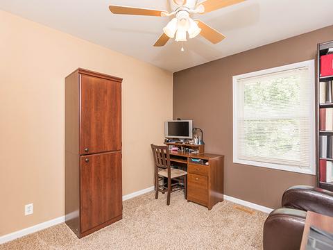 413 Library Ln, Streamwood, IL 60107 photo 11