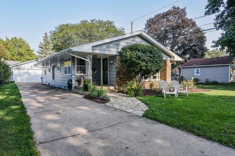 32 Central Ave, Aurora, IL 60506 photo 2