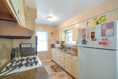 227 E Brown St, West Chicago, IL 60185 photo 7
