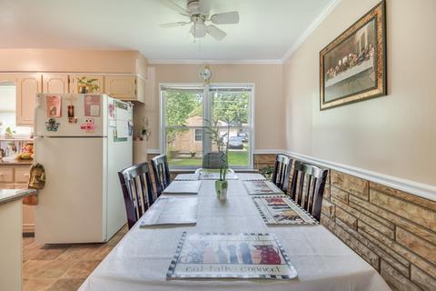 227 E Brown St, West Chicago, IL 60185 photo 5