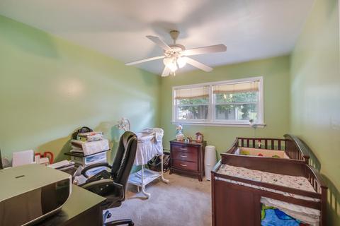 227 E Brown St, West Chicago, IL 60185 photo 8