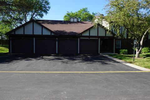 2750 Northampton Dr #A2, Rolling Meadows, IL 60008 photo 1