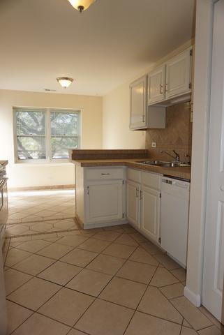 2750 Northampton Dr #A2, Rolling Meadows, IL 60008 photo 3