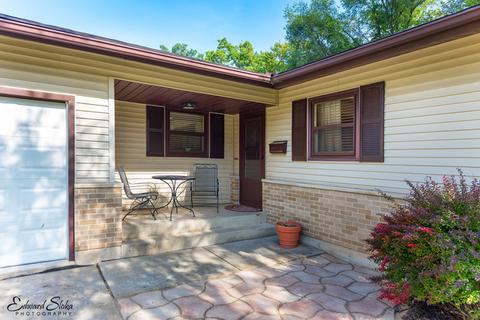 4308 Front Royal Dr, Mchenry, IL 60050 photo 2