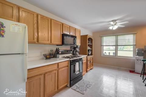 4308 Front Royal Dr, Mchenry, IL 60050 photo 7