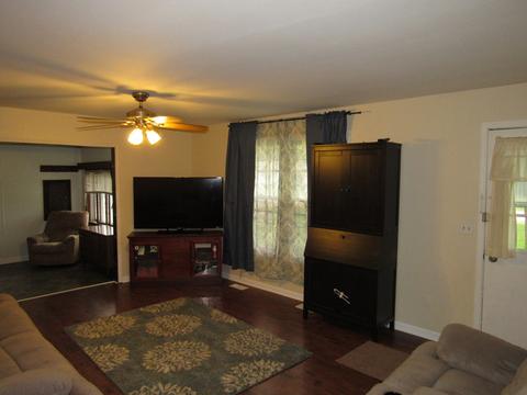 1015 W Eureka St, Braidwood, IL 60408 photo 11