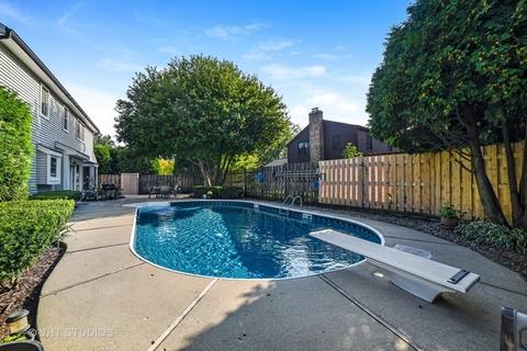 805 Oakview Dr, Algonquin, IL 60102 photo 3