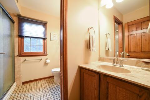 805 Oakview Dr, Algonquin, IL 60102 photo 21