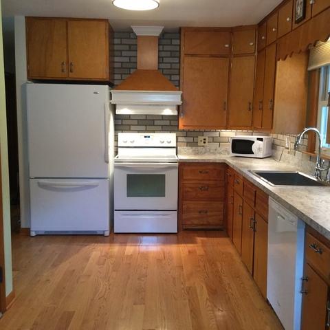 3304 W 3rd Ave, Mchenry, IL 60050 photo 9