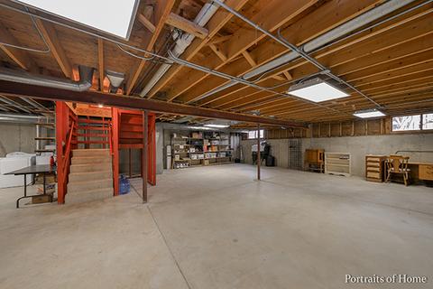 2071 Hallmark Ct, Wheaton, IL 60187 photo 16