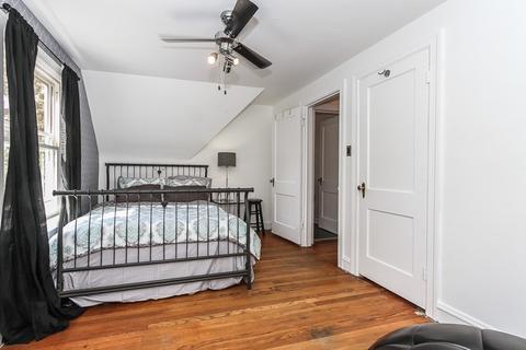 285 S Wolf Rd, Des Plaines, IL 60016 photo 14