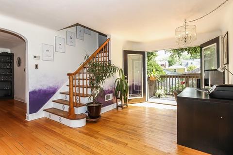 285 S Wolf Rd, Des Plaines, IL 60016 photo 2