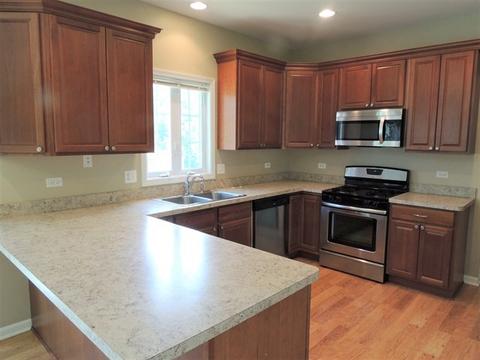 1 Hidden Grove Ln, Spring Valley, IL 61362 photo 3