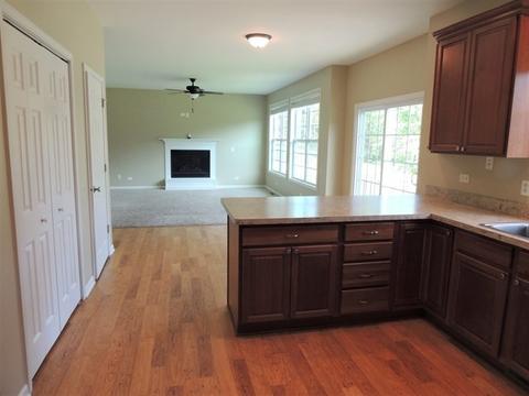 1 Hidden Grove Ln, Spring Valley, IL 61362 photo 7