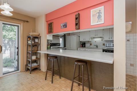 2507 Honeysuckle Ln, Rolling Meadows, IL 60008 photo 8