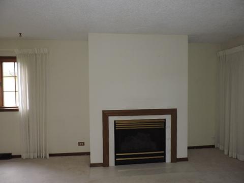 720 Carlton Dr, Elgin, IL 60120 photo 5