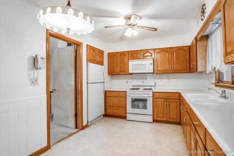 1939 Opal Dr, Aurora, IL 60506 photo 4