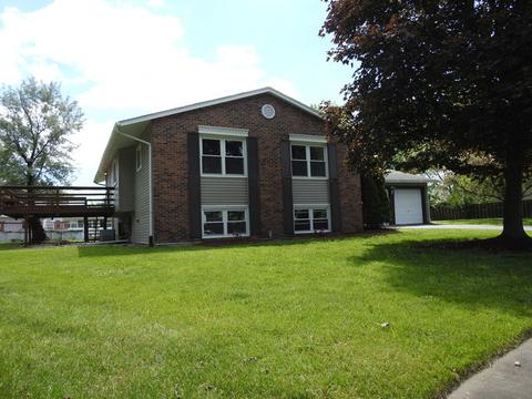 2 Rye Ct, Bolingbrook, IL 60440 photo 2