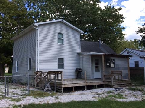 260 S 1st St, Sheldon, IL 60966 photo 2