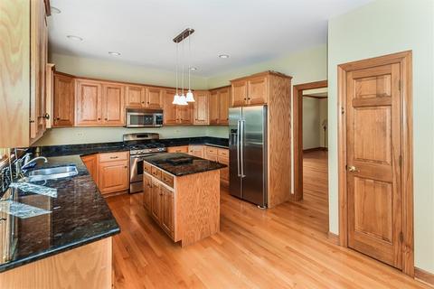 1818 E Hawthorne Blvd, Wheaton, IL 60187 photo 13