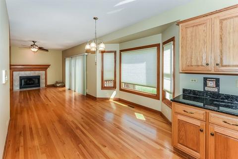 1818 E Hawthorne Blvd, Wheaton, IL 60187 photo 15
