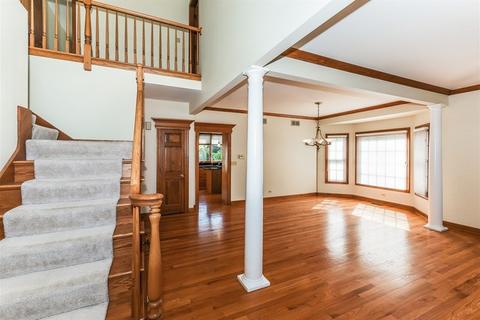1818 E Hawthorne Blvd, Wheaton, IL 60187 photo 5
