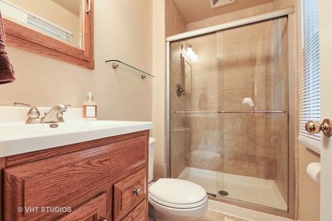 3780 Winston Dr, Hoffman Estates, IL 60192 photo 10
