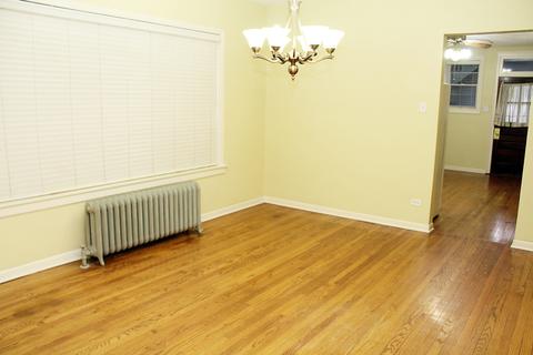 5440 W Berteau Ave, Chicago, IL 60641 photo 14