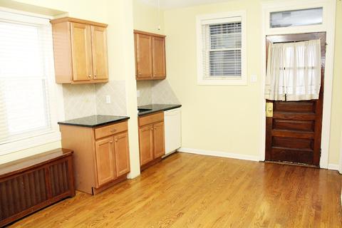 5440 W Berteau Ave, Chicago, IL 60641 photo 5