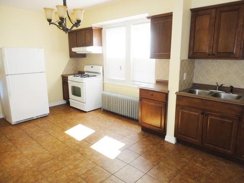 5440 W Berteau Ave, Chicago, IL 60641 photo 21